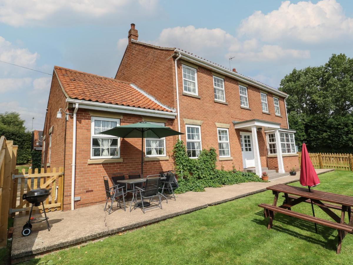 Woodhill Villa Bentley  Exterior photo